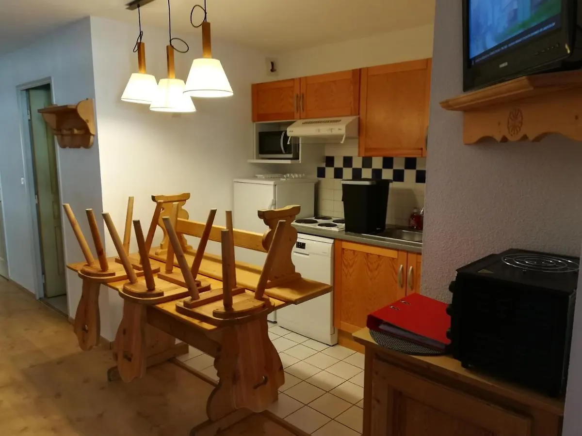 Appartement T3 - 5 Pers - Les Pics D Aran 3* Bagneres-de-Luchon 0*,  France